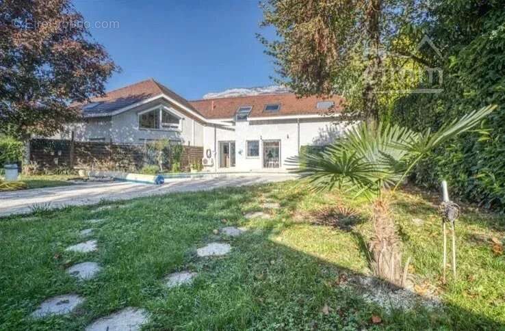 Maison à MONTBONNOT-SAINT-MARTIN