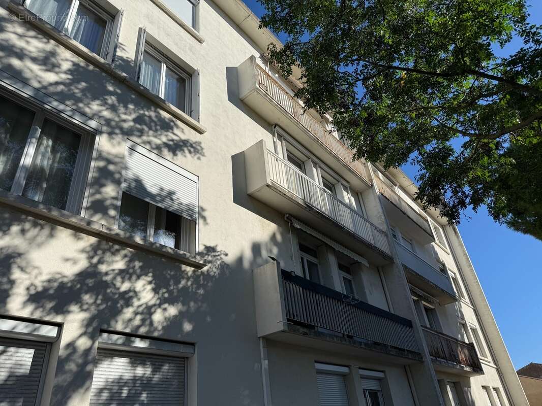 Appartement 106 m² avec parking et vue parc à Béziers Champs de Mars - photo 14