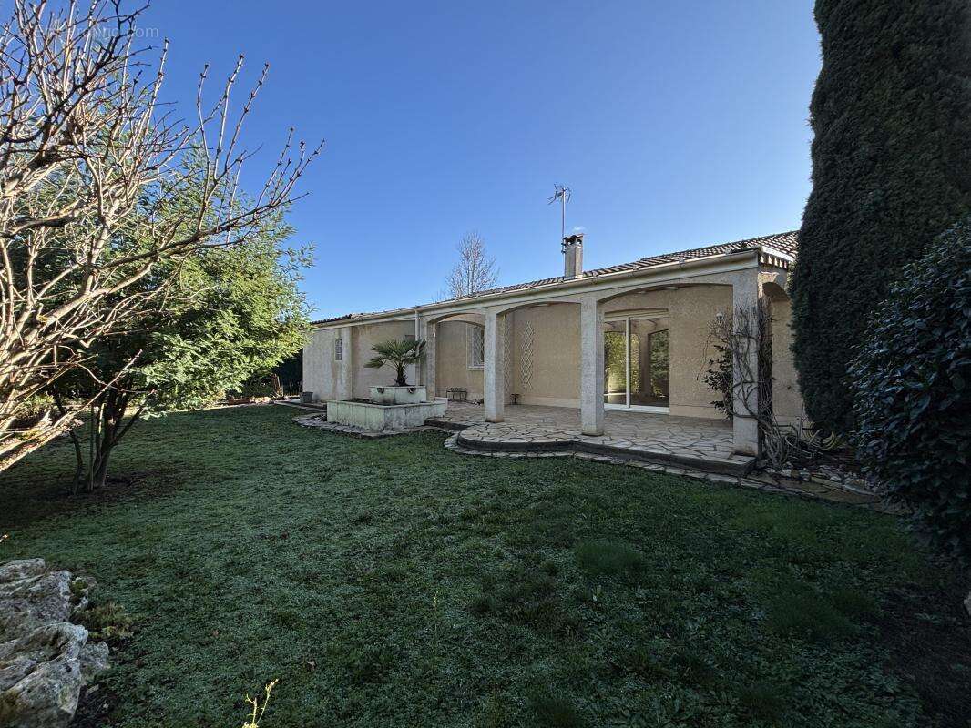 Maison 116 m² à Castres  - photo 15