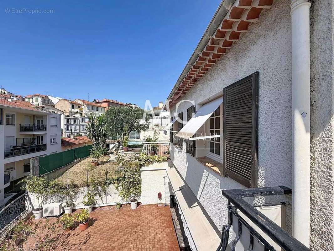 Cannes - immeuble a renover / transformer - photo 19