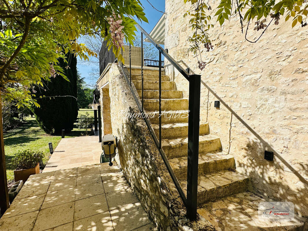 Maison à SAUSSIGNAC