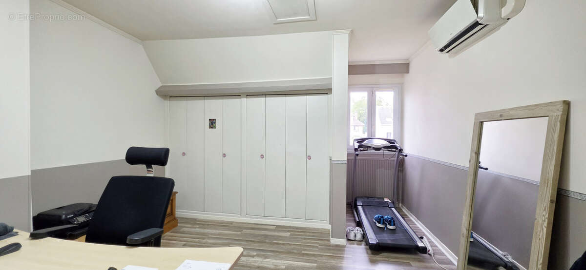 Maison à SAINT-OUEN-L'AUMONE