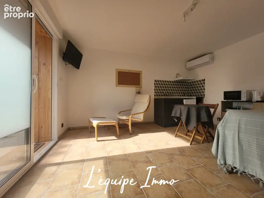 Maison de maître rénovée au cœur de Saramon comprenant  6 chambres avec jardin - photo 14