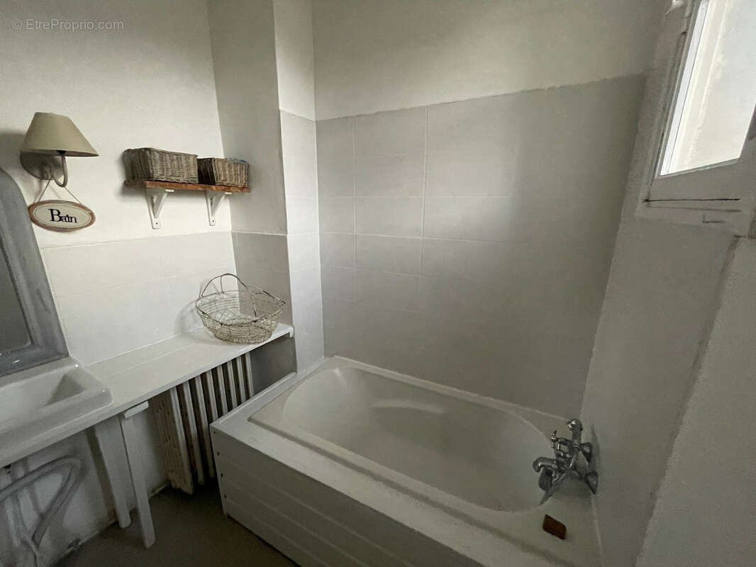 Maison à SAINT-PONS-DE-THOMIERES