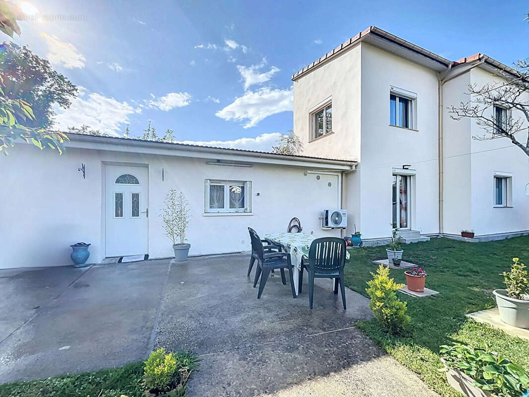 Maison à SAINT-MICHEL-SUR-ORGE