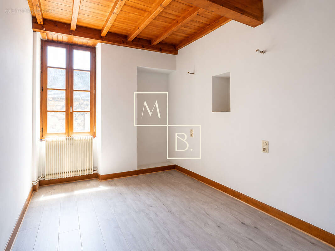 Appartement à GEAUNE