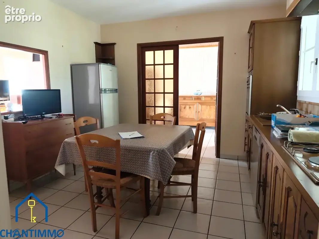 Pavillon avec sous-sol et terrain constructible   Chantonnay - photo 4