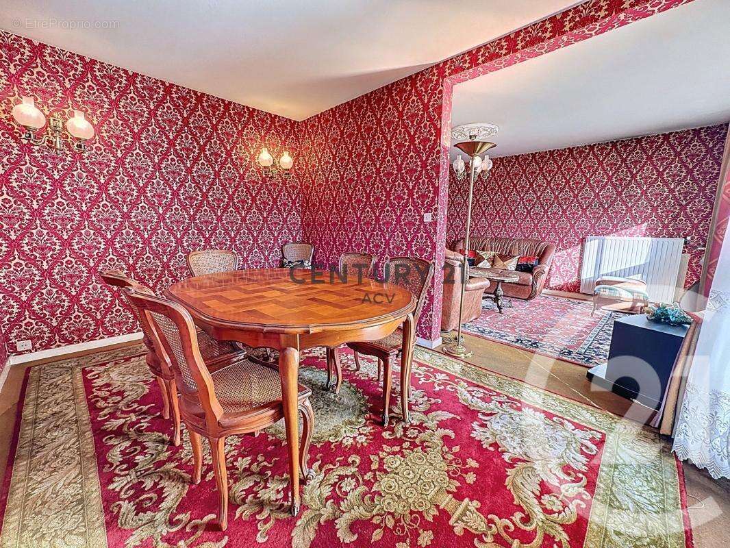 Appartement à MAISONS-ALFORT