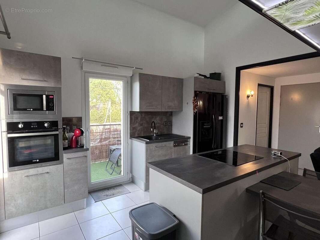 Photo 4 - Appartement à PUGET-SUR-ARGENS