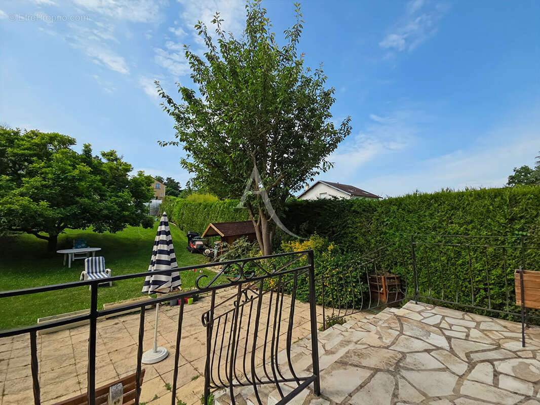 Maison à TRIEL-SUR-SEINE