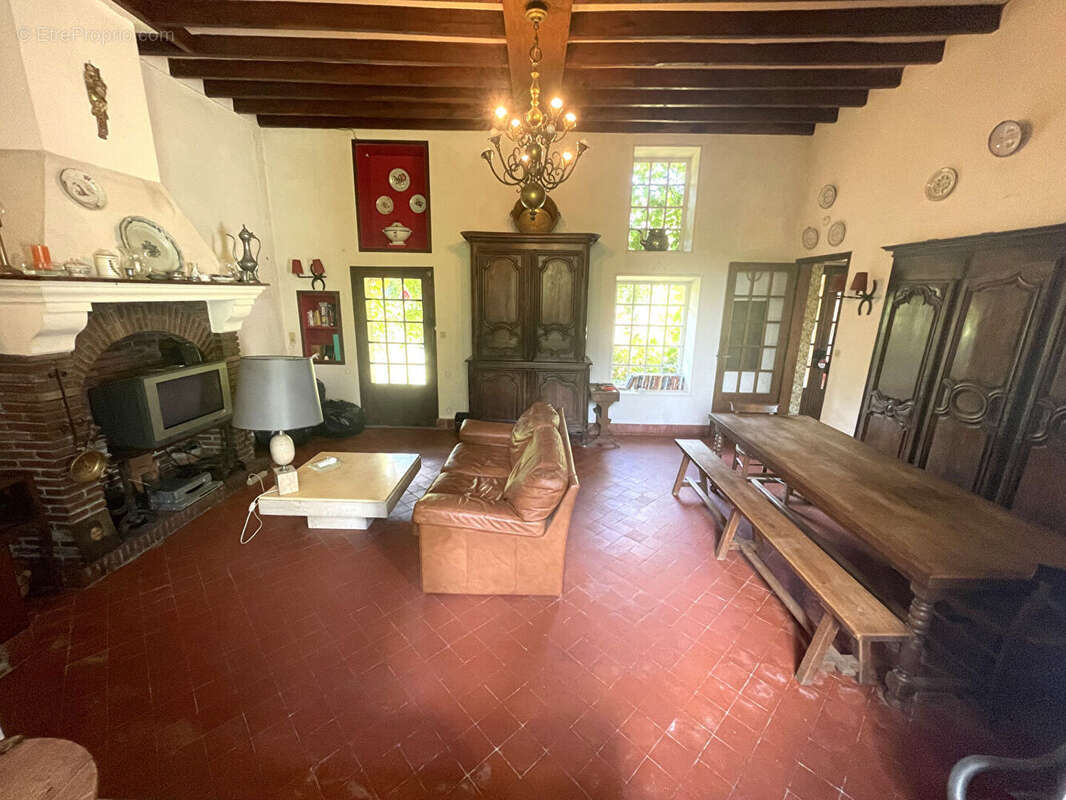 Maison à SAINTE-GENEVIEVE