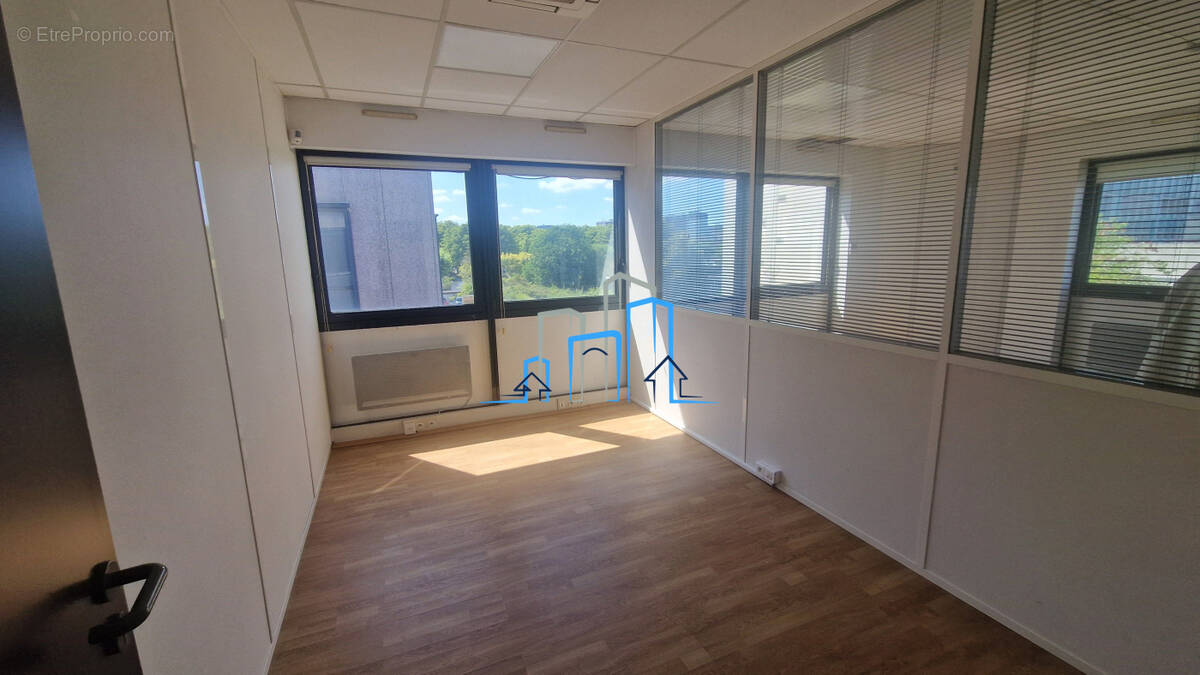 Commerce à VITRY-SUR-SEINE