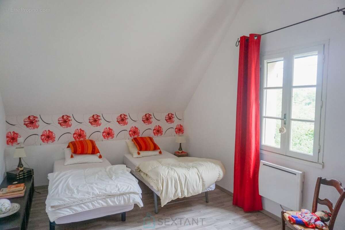 Maison à SAINT-JORY-DE-CHALAIS