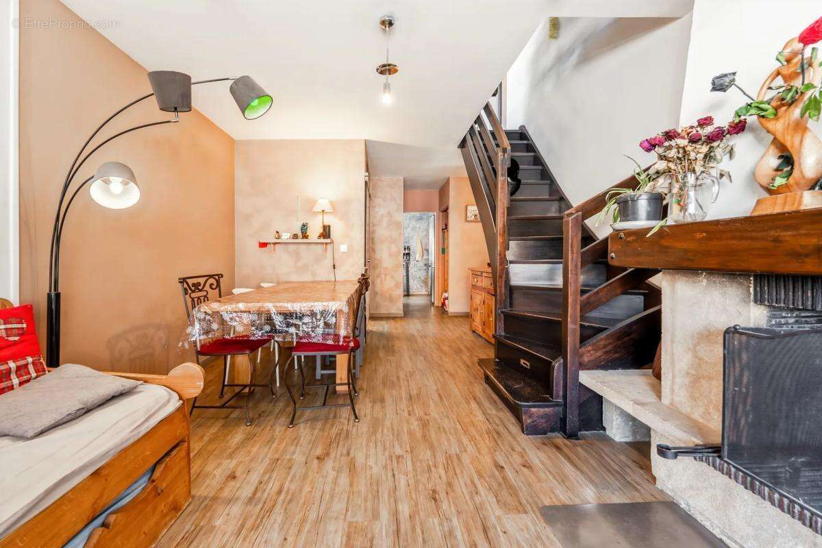 Appartement à ARACHES-LA-FRASSE