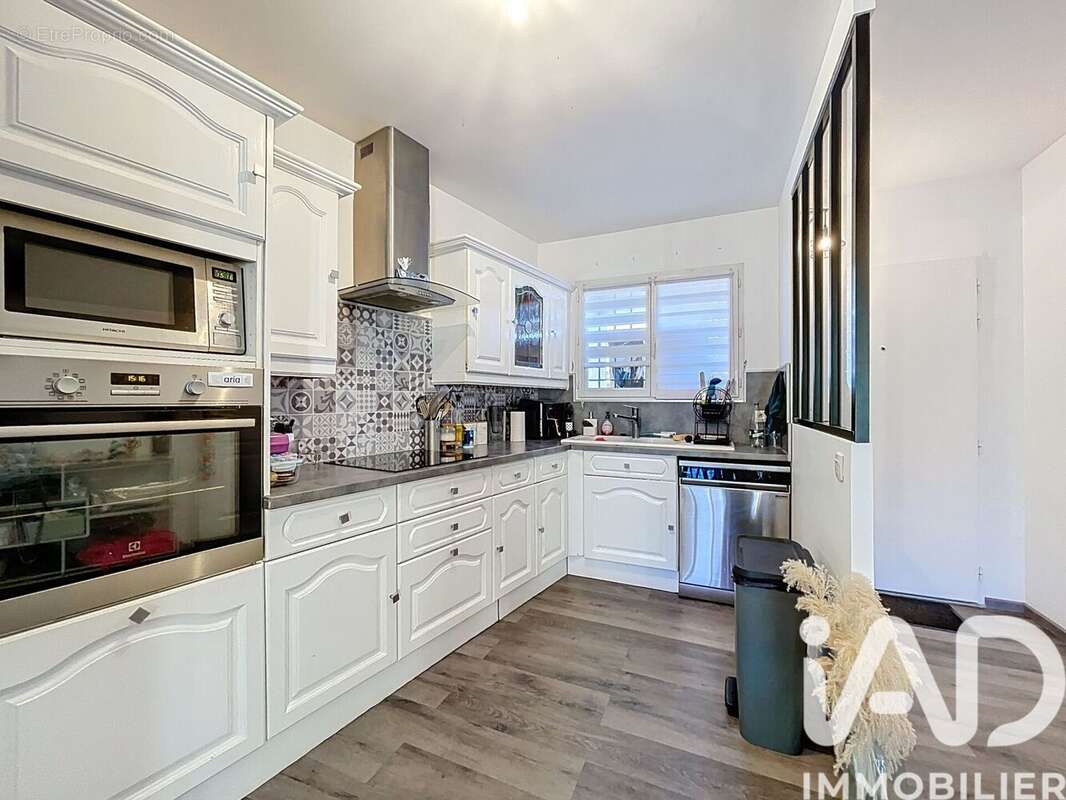 Photo 6 - Maison à ROQUEBRUNE-SUR-ARGENS