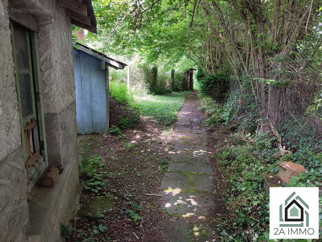 Maison à LES ANCIZES-COMPS