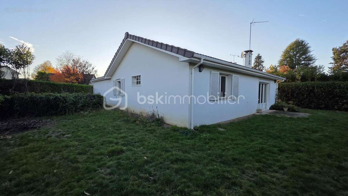 Maison à SAINT-GERMAIN-LES-CORBEIL