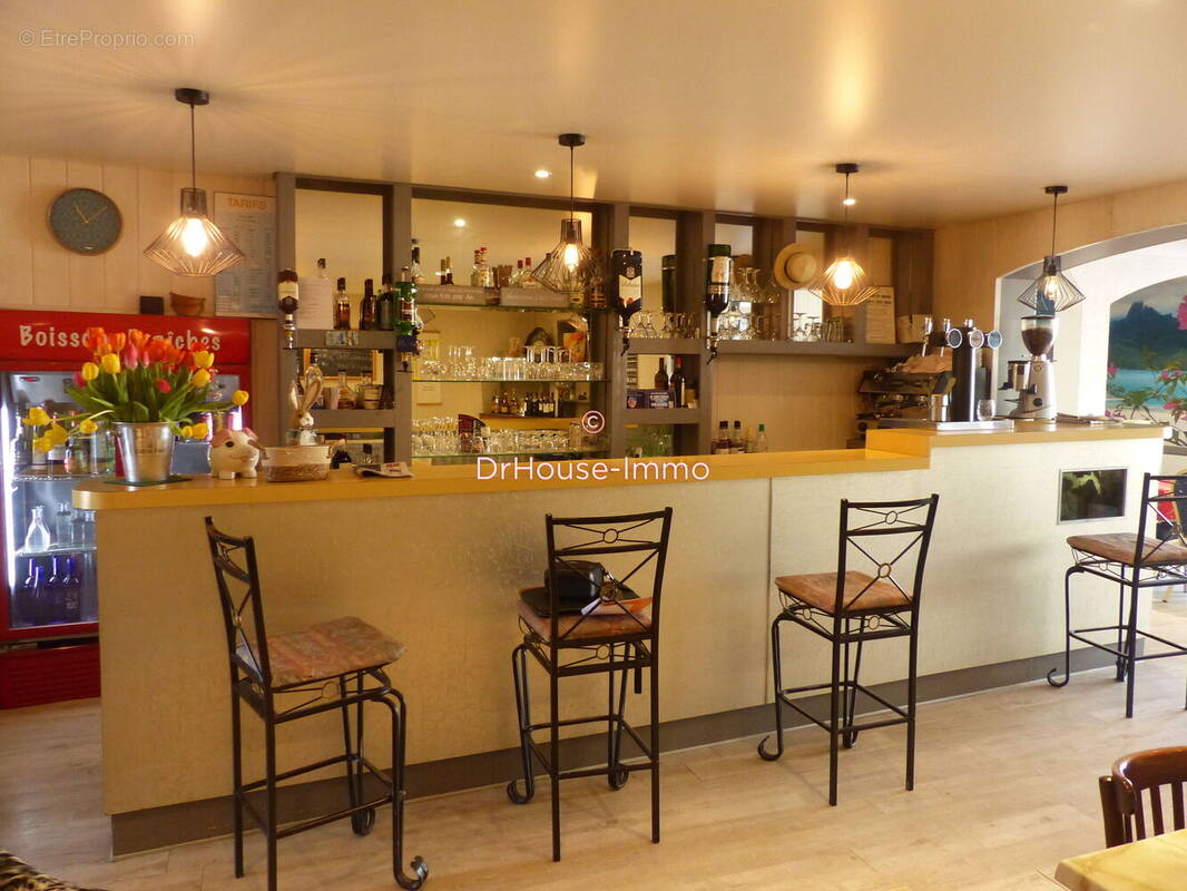 Commerce à SAINT-ANTOINE-DE-BREUILH