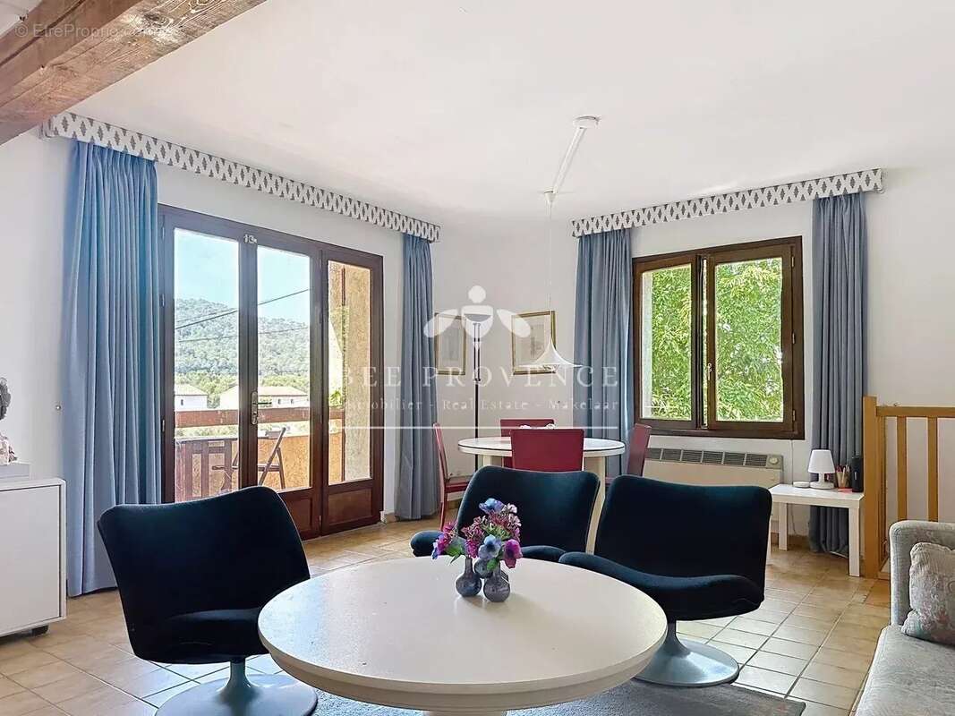 Maison au calme, offrant de nombreuses possibilités, proche des commodités - photo 4
