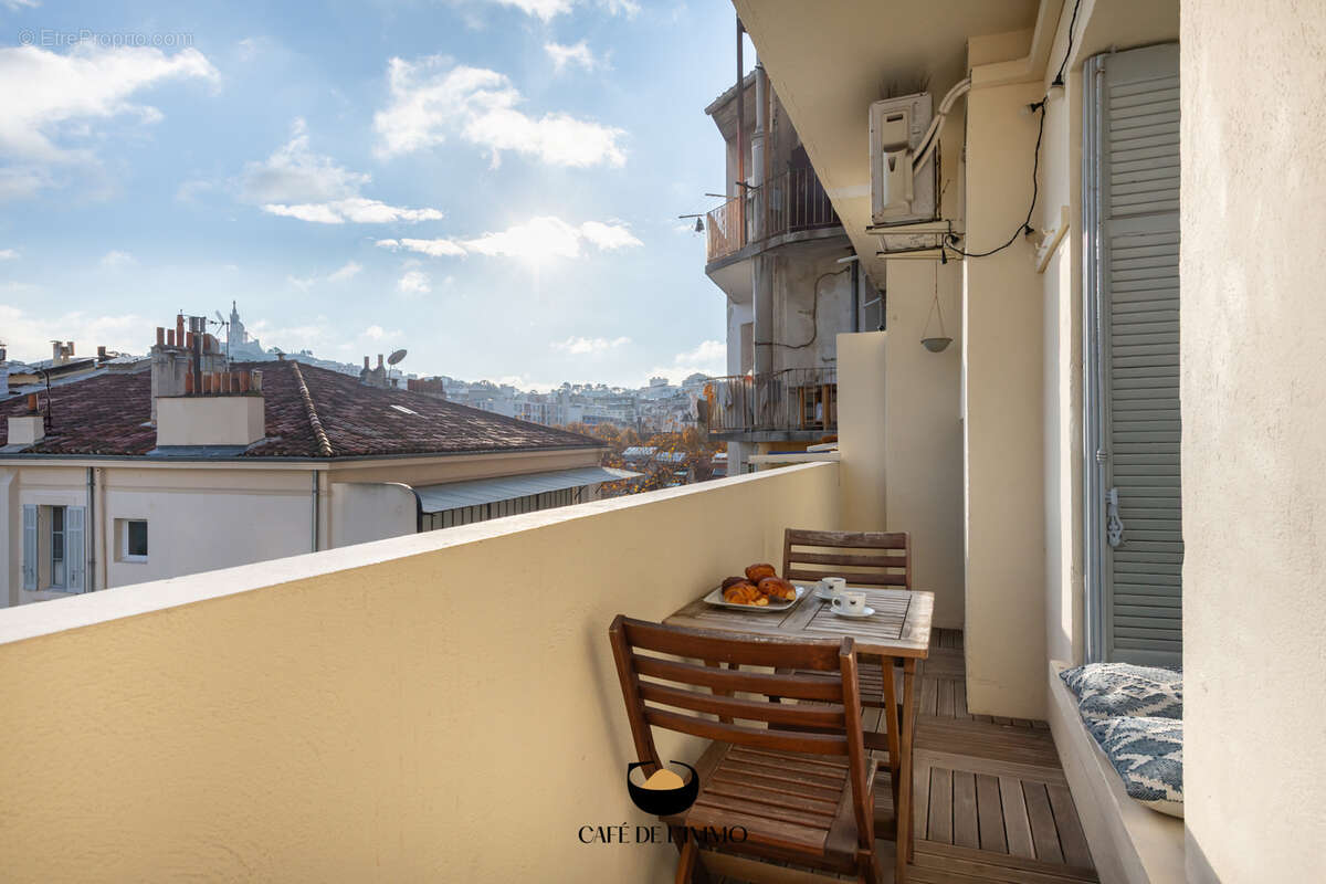 Appartement à MARSEILLE-7E