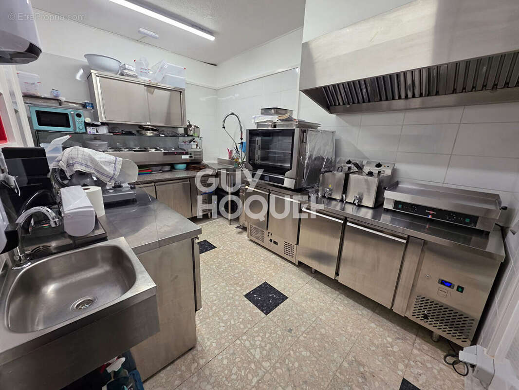 Commerce à CORBERE-LES-CABANES