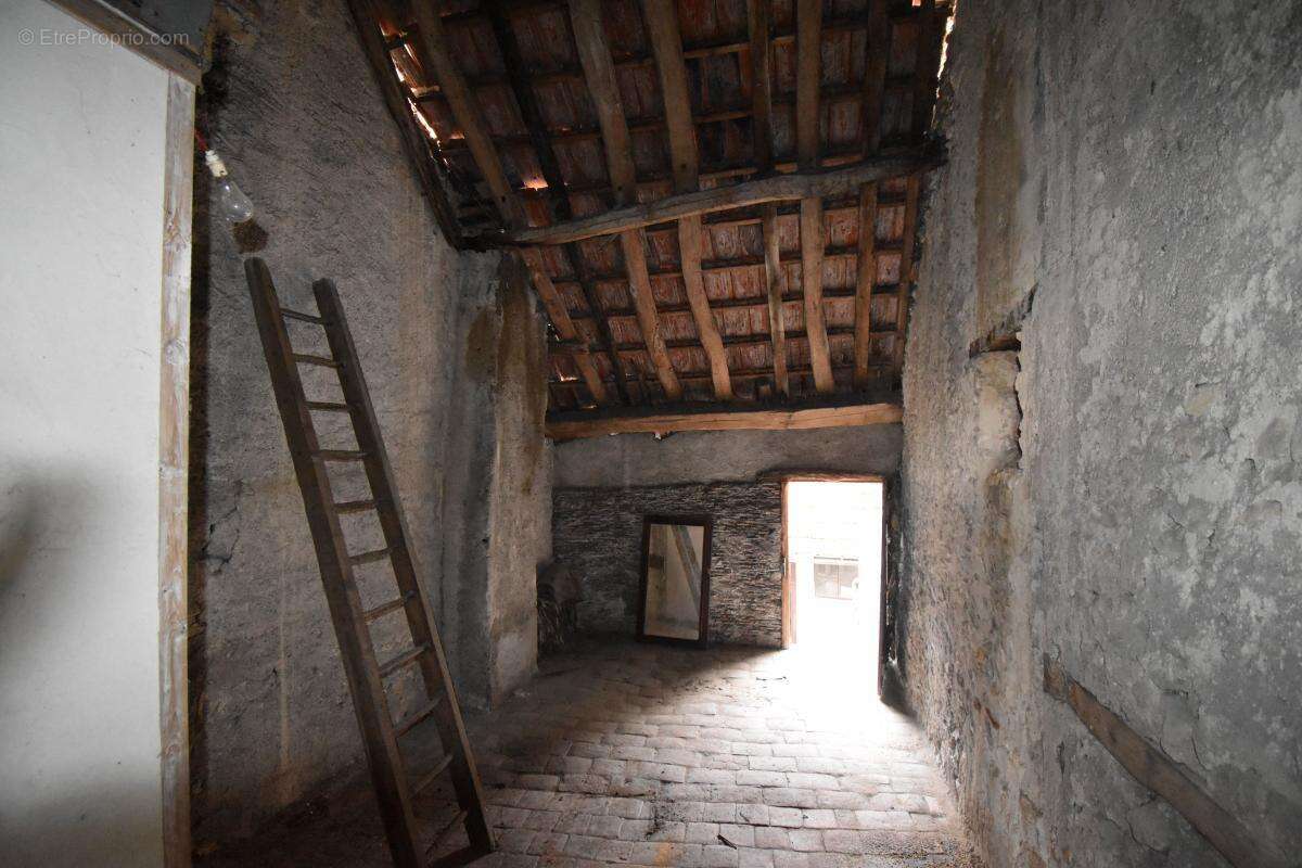 Maison à COSNE-COURS-SUR-LOIRE