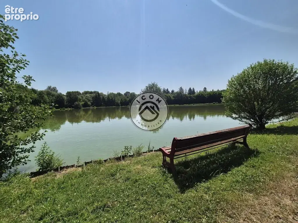Étang avec chalet sur 1,6 hectare – Bien rare à 15 min de Maubeu - photo 9