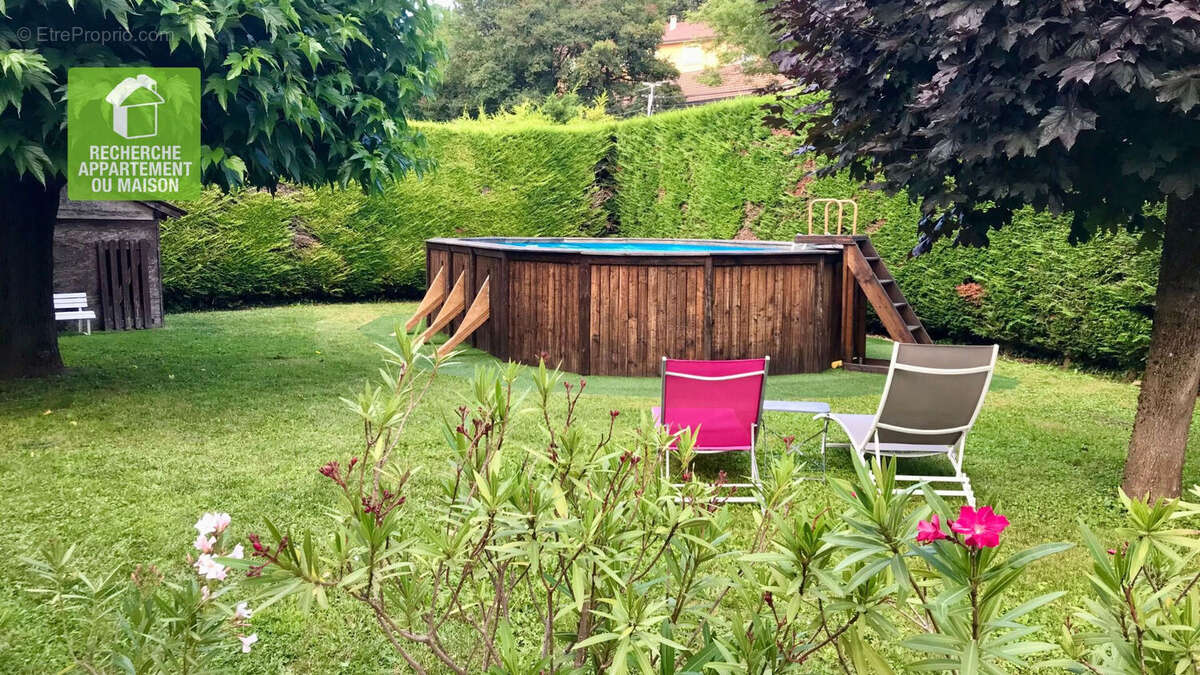 Maison à ANNOISIN-CHATELANS