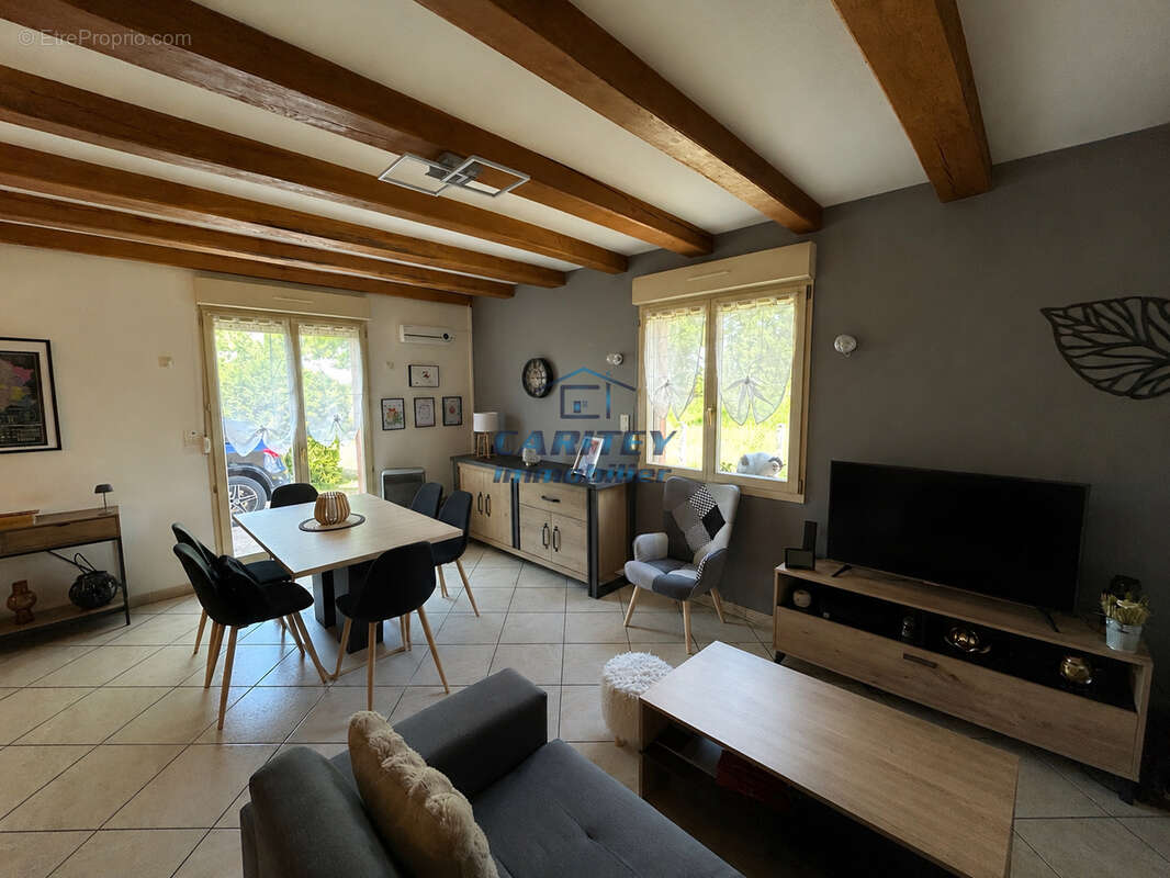 Maison à FROTEY-LES-LURE