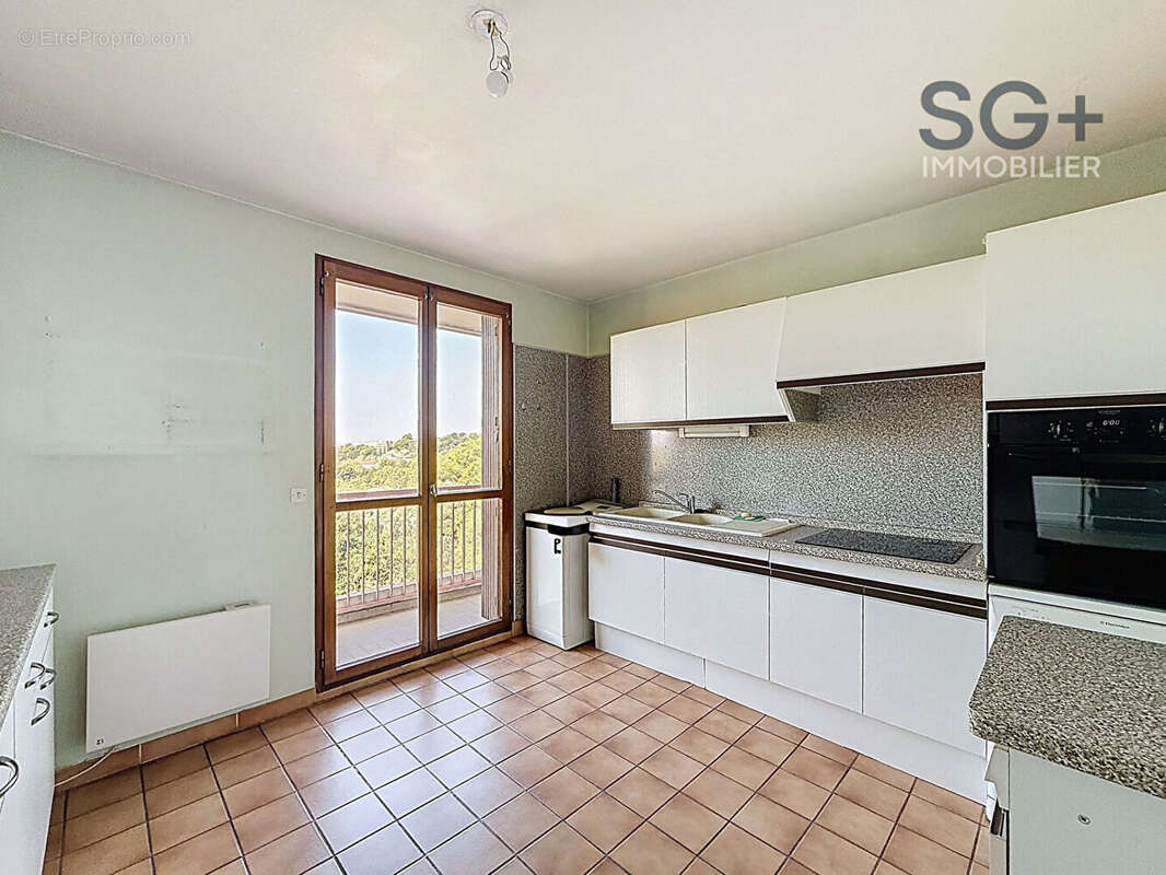 Appartement à MARSEILLE-13E