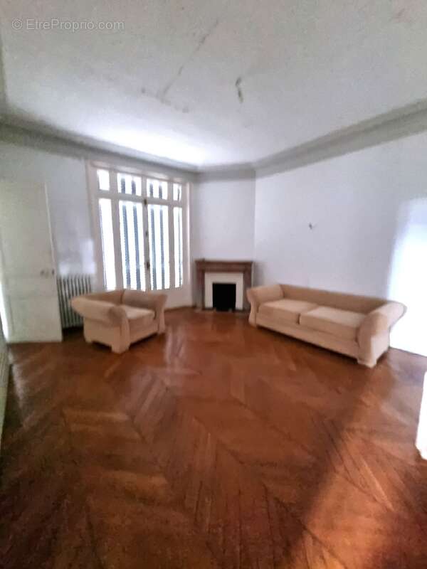 Maison 235 m² à Gretz-Armainvilliers  - photo 7