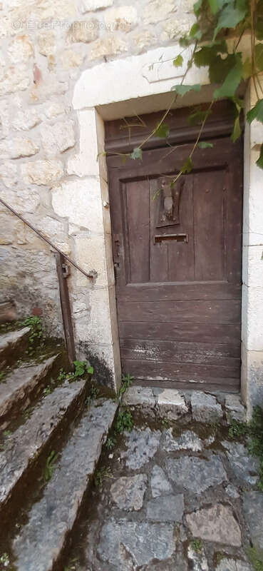 Maison à SAINT-CIRQ-LAPOPIE