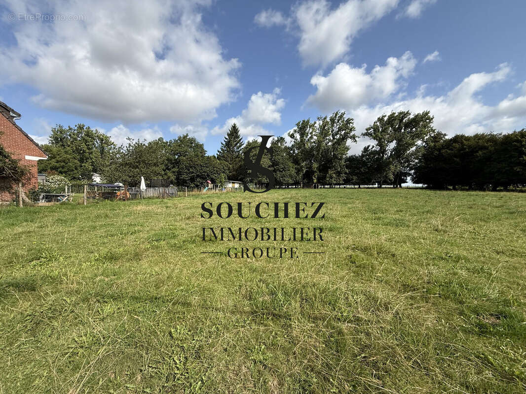 Terrain à SUS-SAINT-LEGER