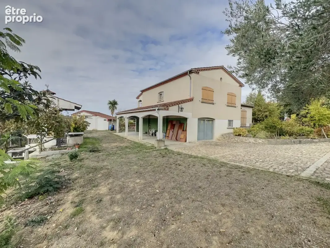 Entre LAVAUR et Puylaurens : Maison 110 m2 avec terrain et dépendnaces - photo 1