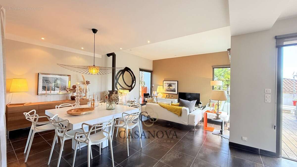 Maison à MAGALAS