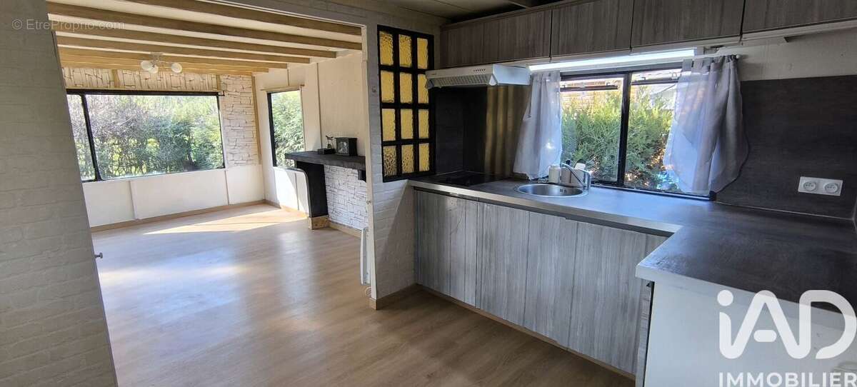 Photo 3 - Terrain à CONDE-SAINTE-LIBIAIRE