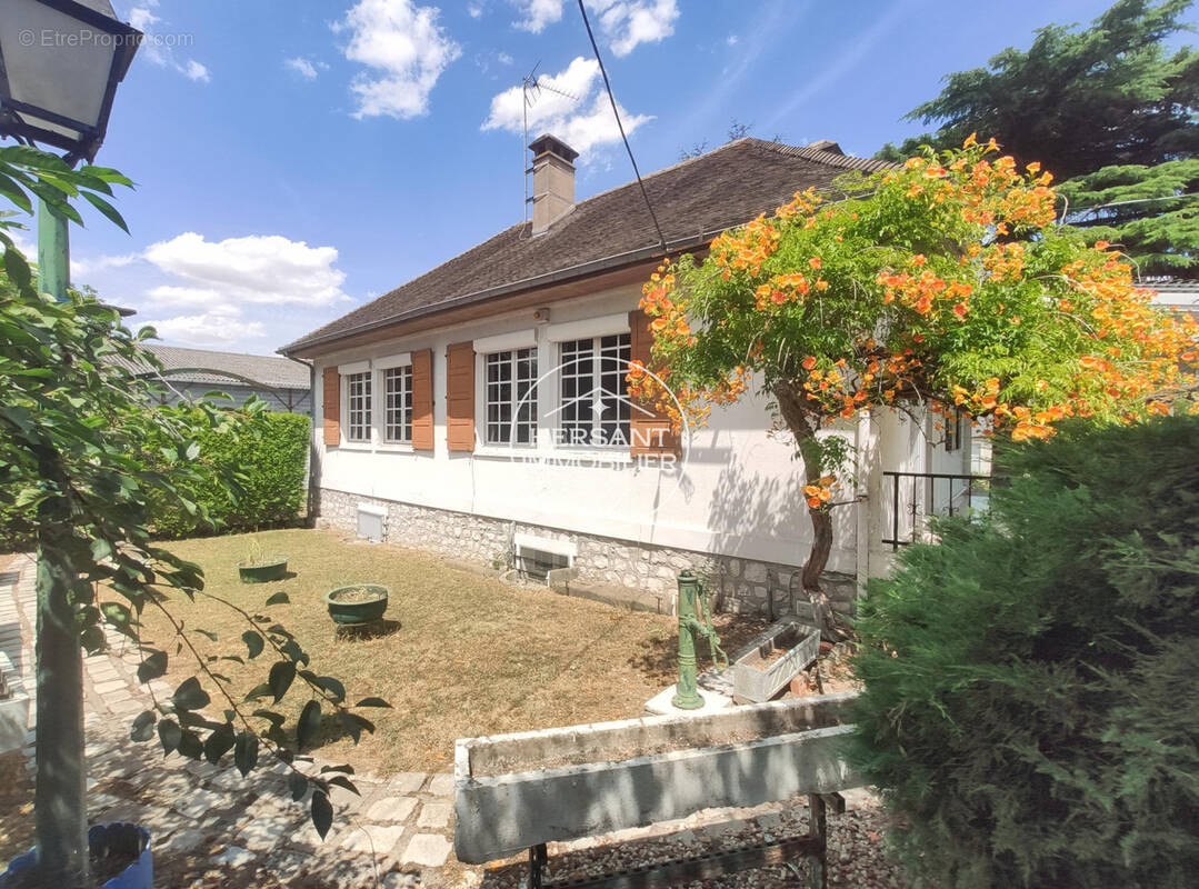 Maison à MEUNG-SUR-LOIRE