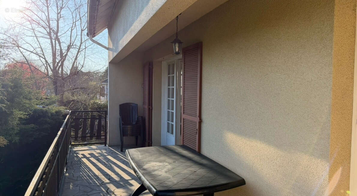 Maison familiale de 170 m2 Saint-Martin-Des-Lais - photo 4
