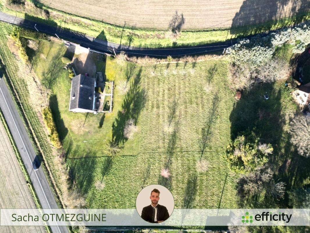Terrain à CHATELLERAULT