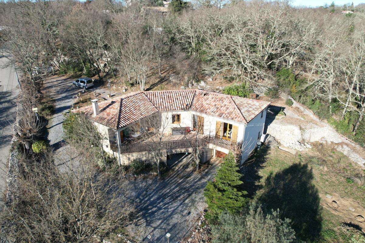 Maison à SAINT-ALBAN-AURIOLLES