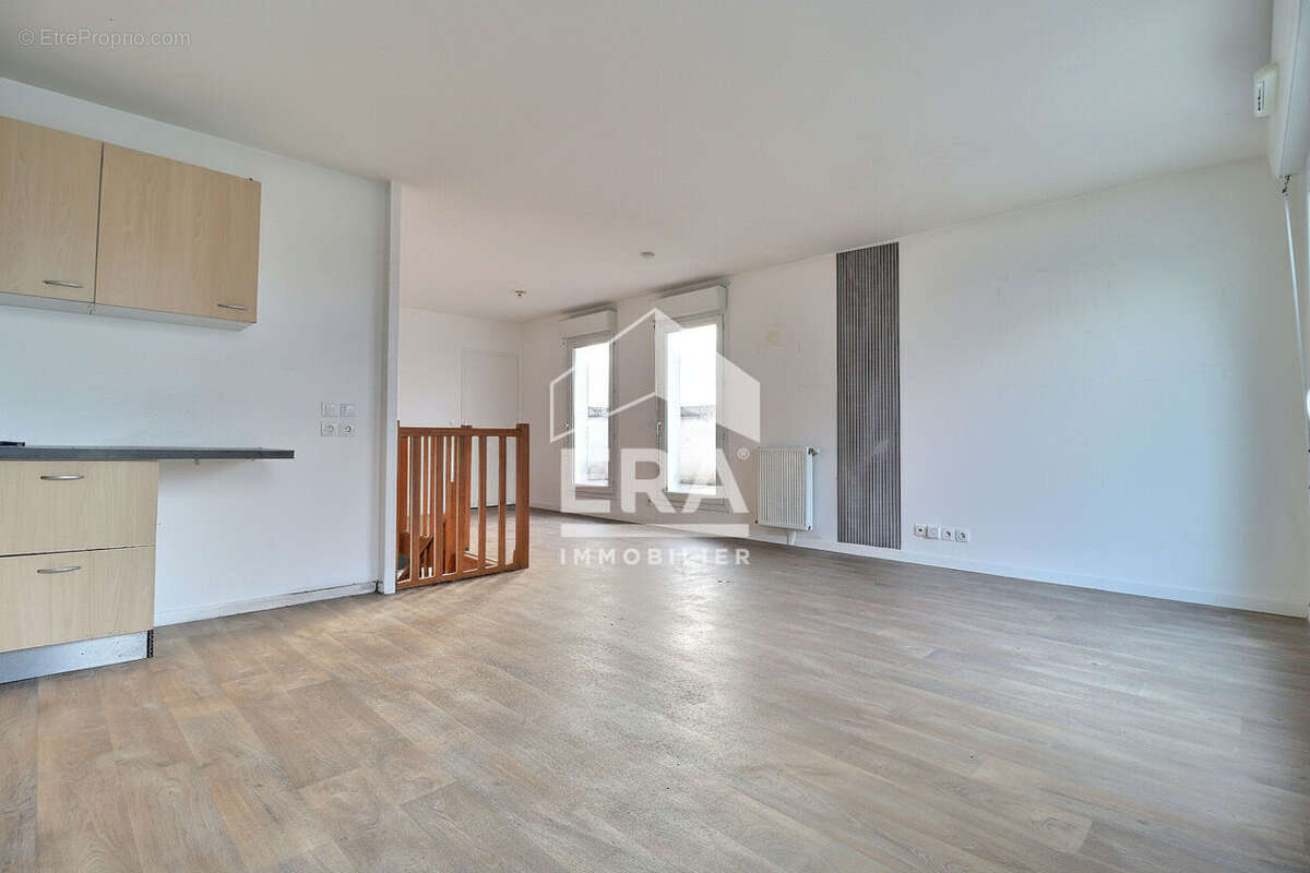 Appartement à STAINS