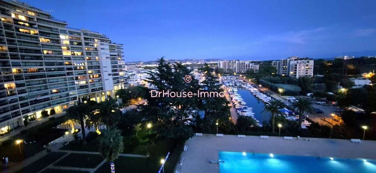 Appartement à MANDELIEU-LA-NAPOULE