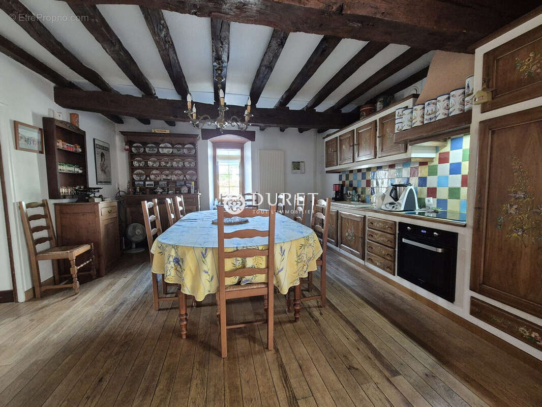 Maison à LES CLOUZEAUX