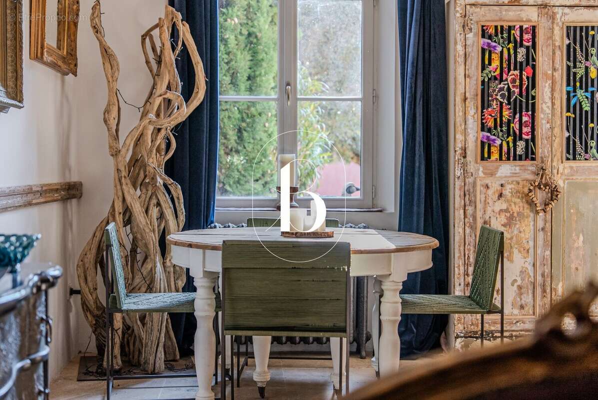 Maison à UZES