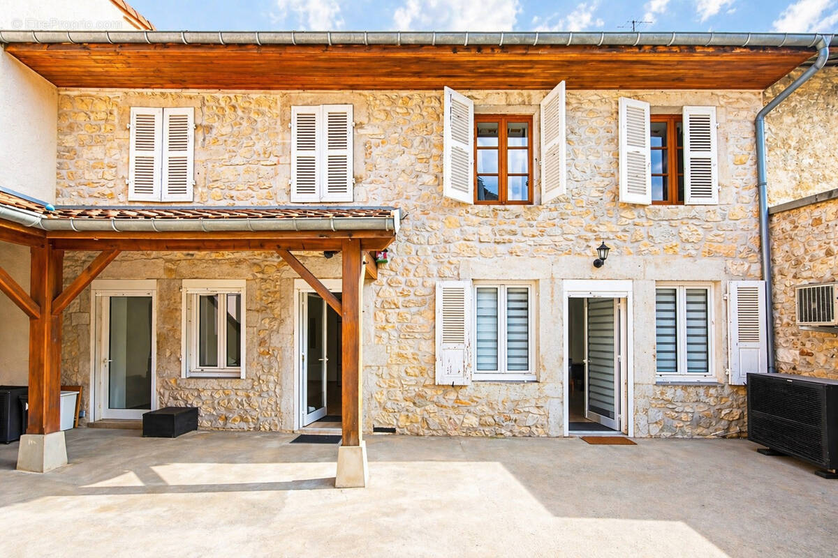 Appartement à ARBENT