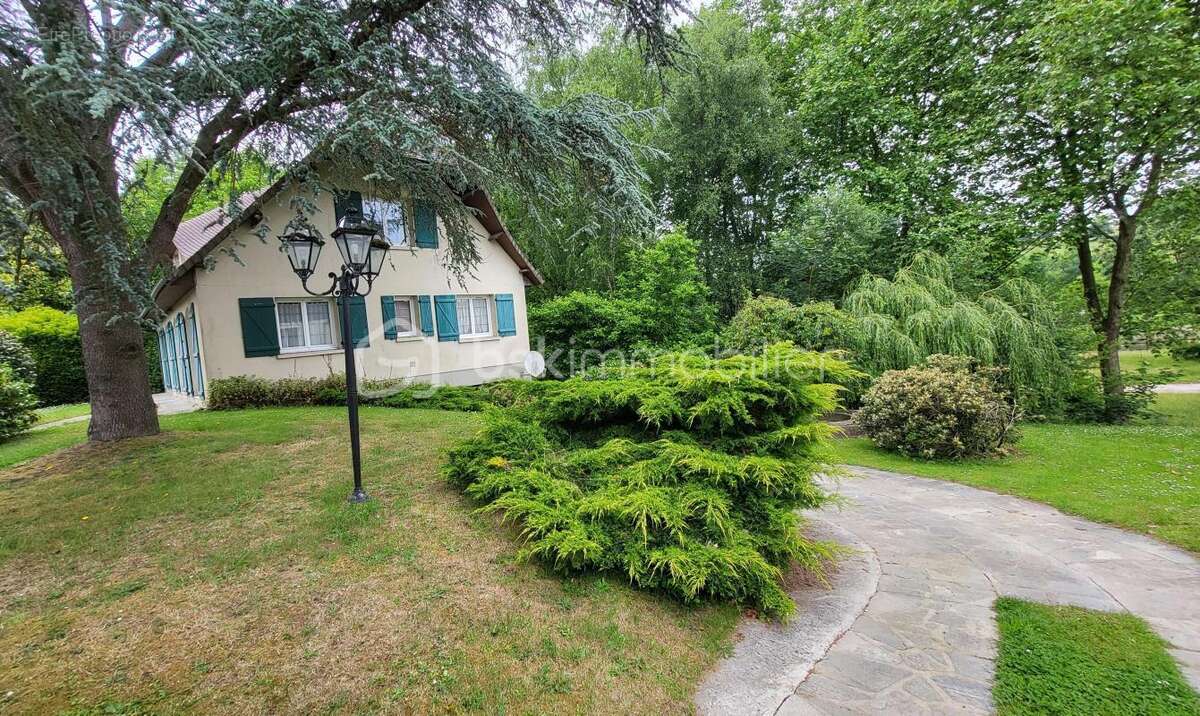 Maison à TESSY-SUR-VIRE