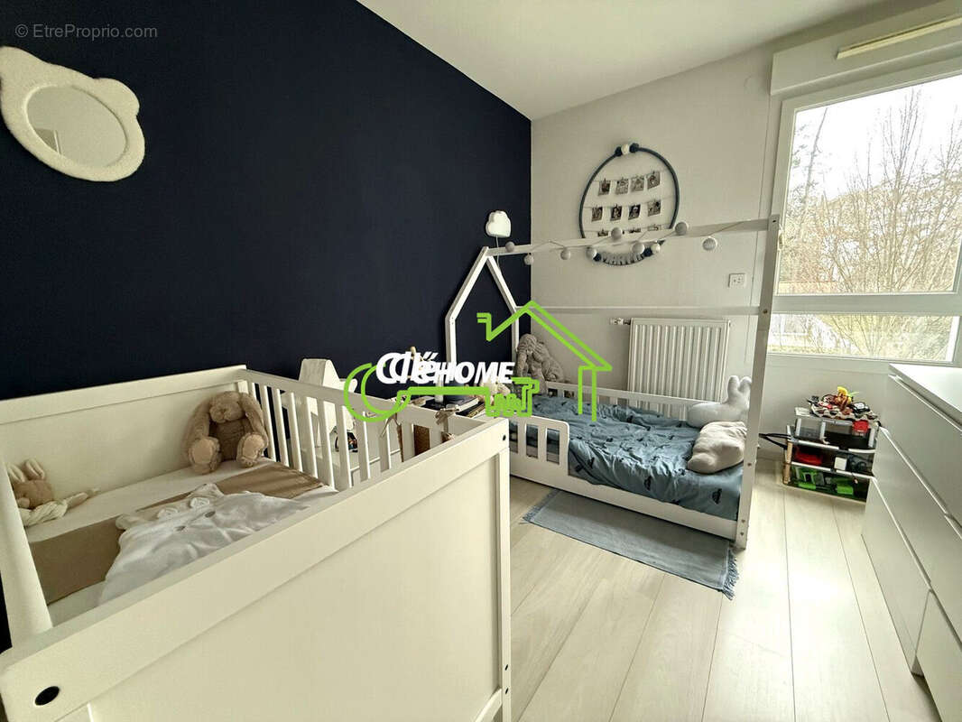Appartement à LENTILLY