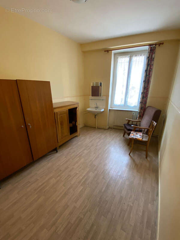 Appartement à SERRIERES