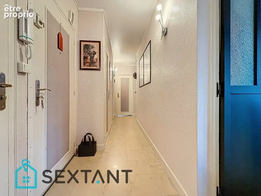 Ile Lacroix, Appartement 87m2, 3 chambres et garage. - photo 4