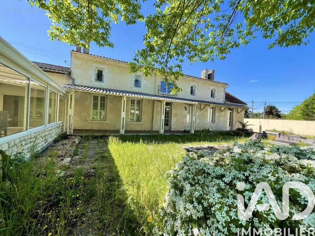 Photo 1 - Maison à CIVRAC-EN-MEDOC